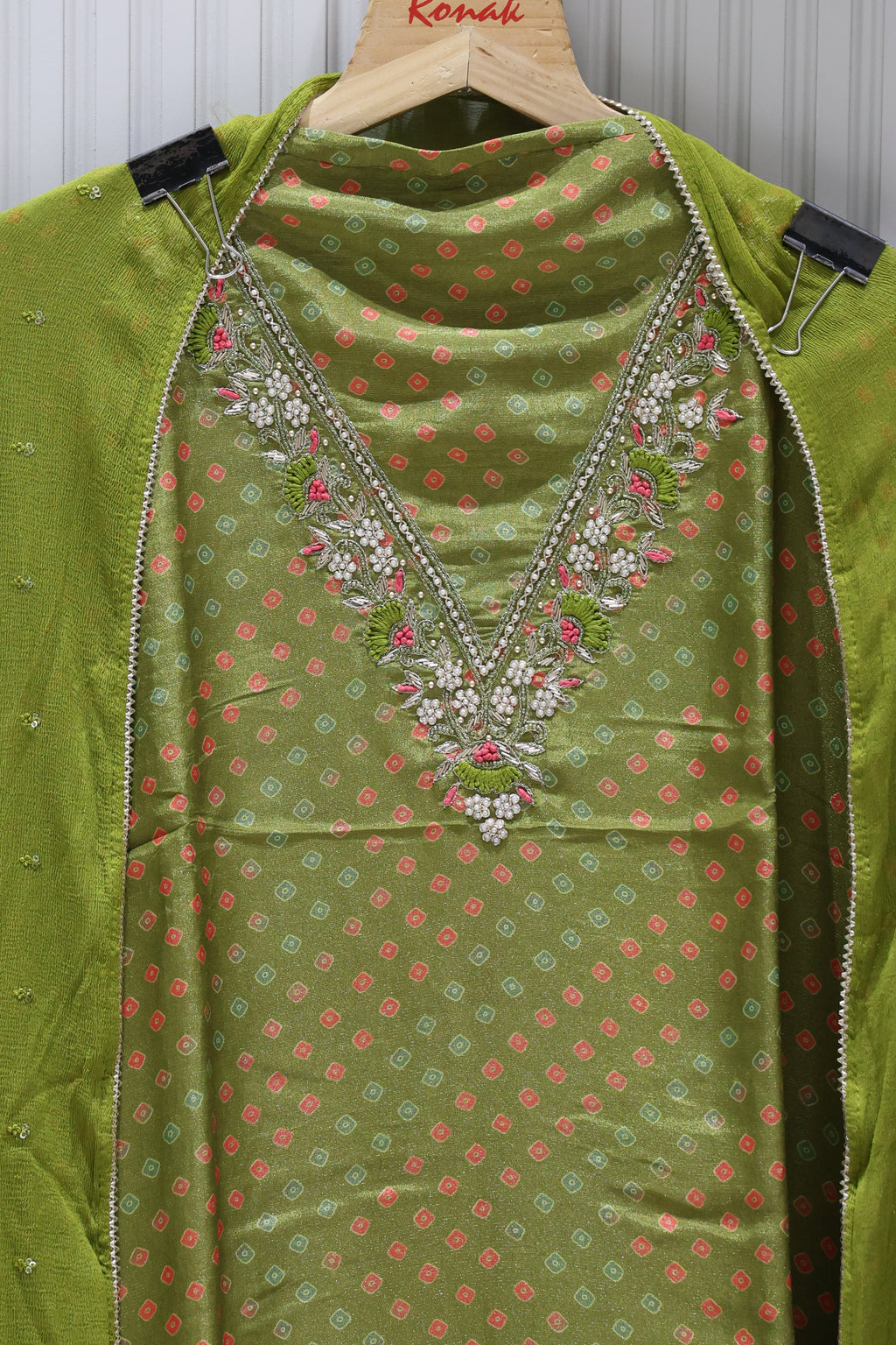 Premium simmer Suit with neck line handwork & pure chiffon Dupatta