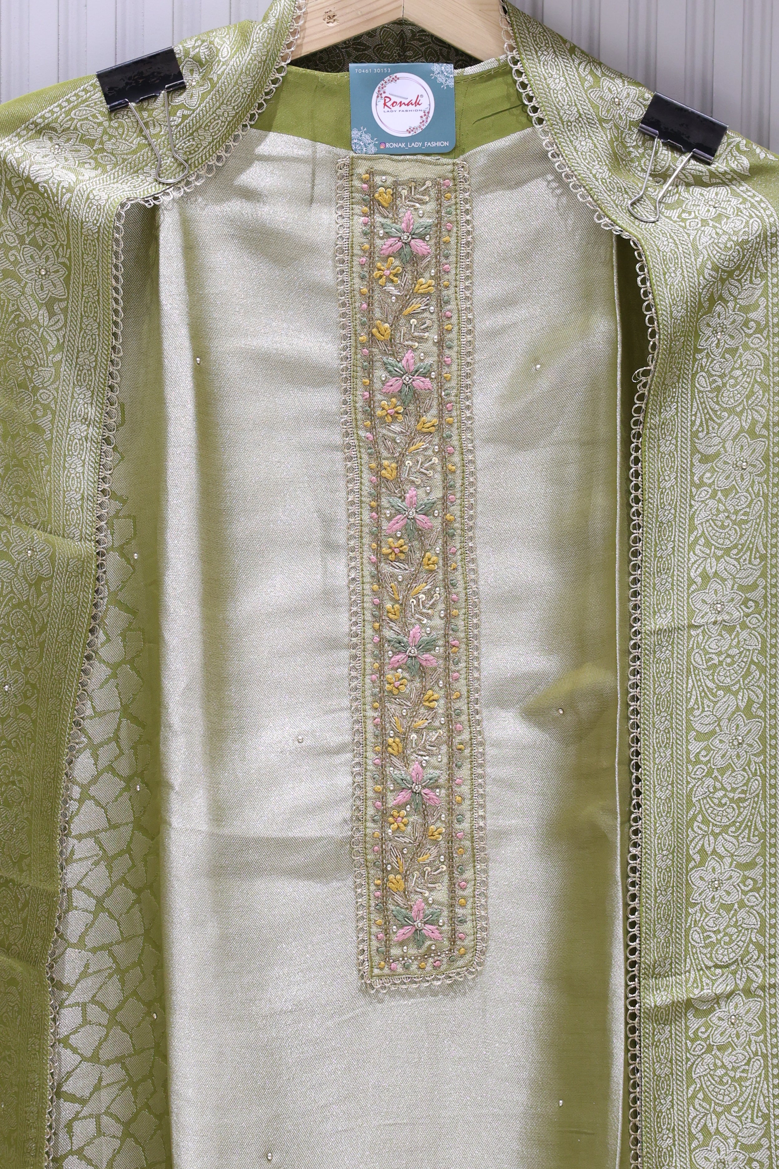 Premium Pure GIRAF SILK Unstitched Suit & Dupatta