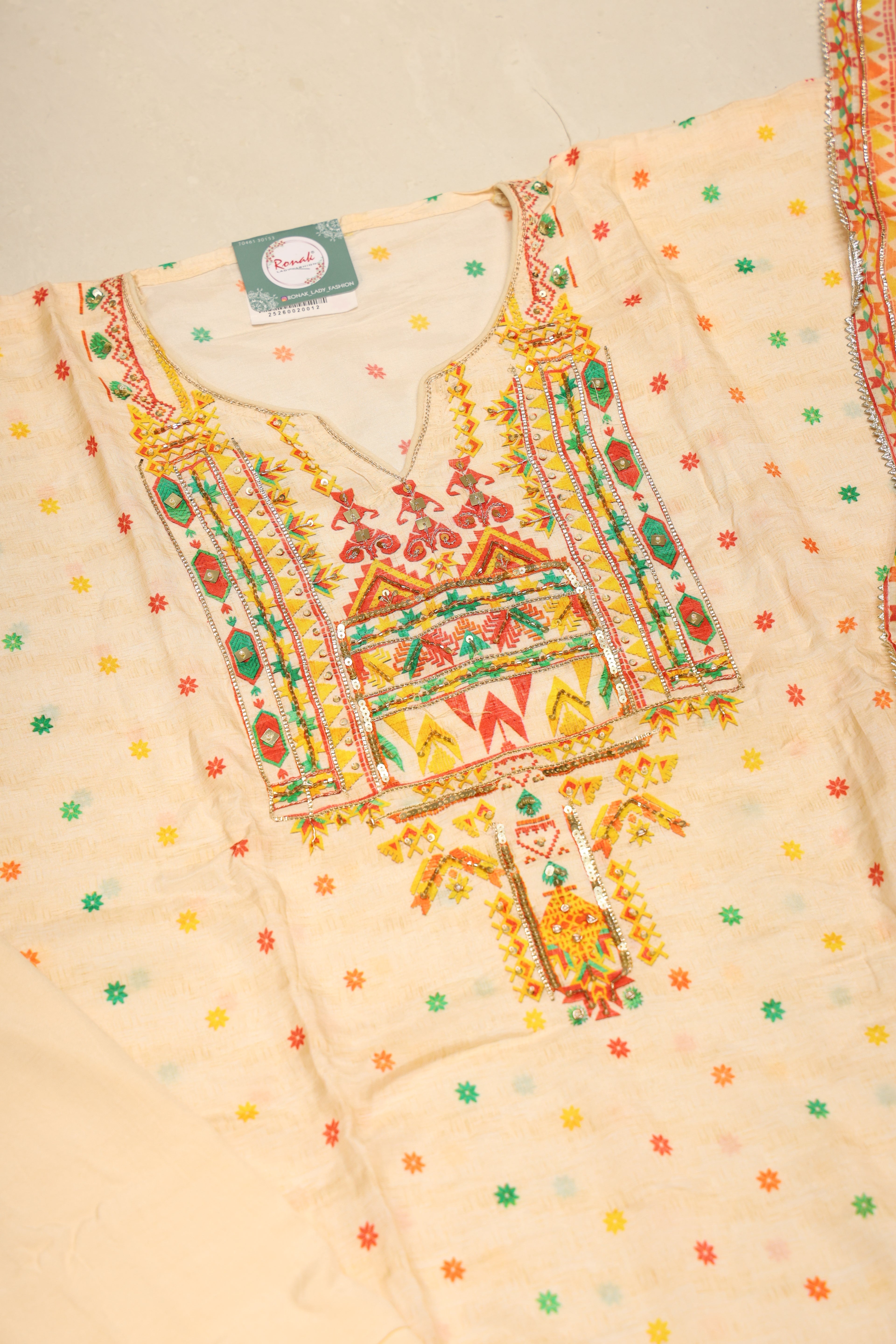 Premium Pure Muslin Unstitched Suit with Pure Organza Dupatta