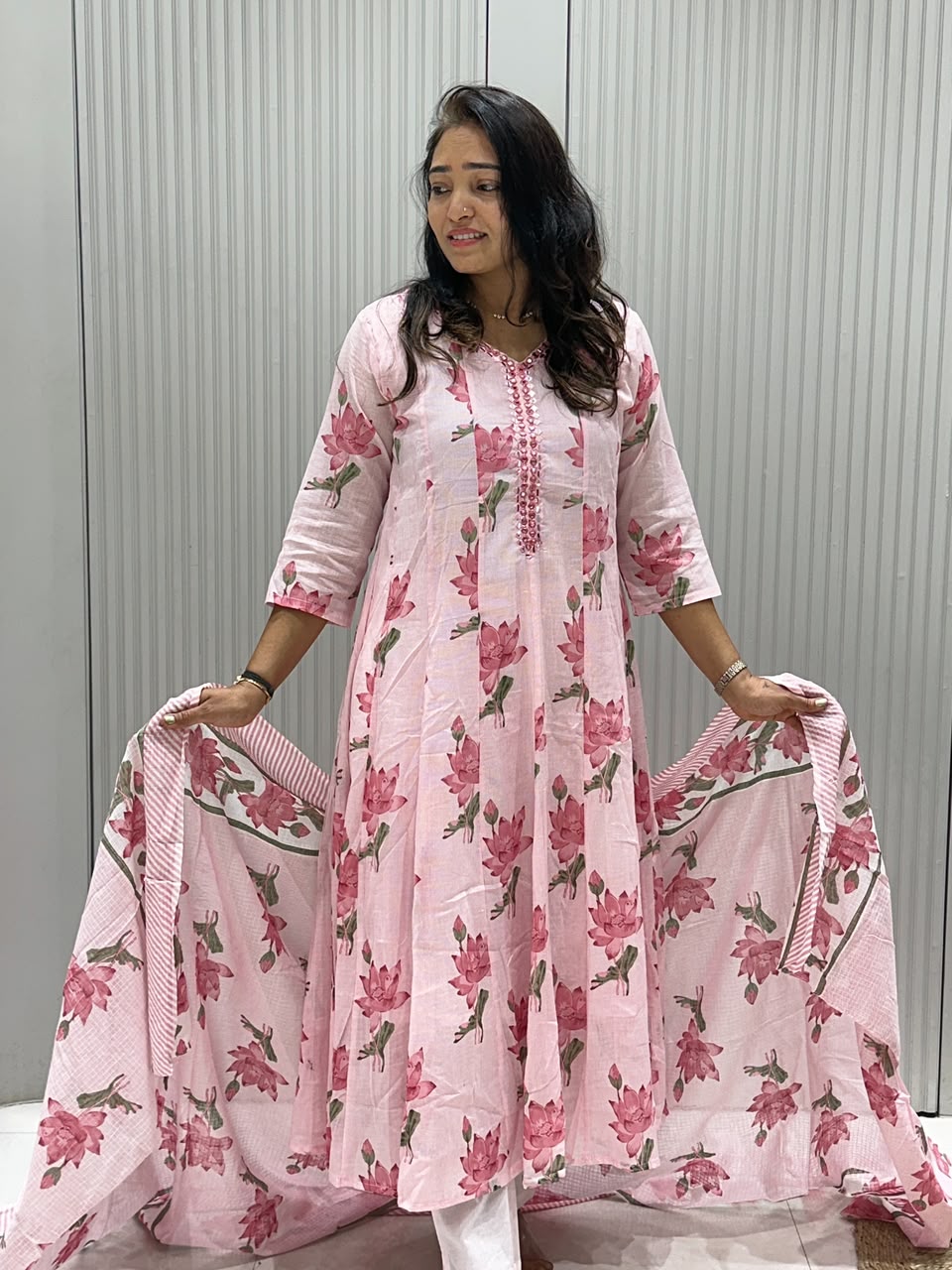 PREMIUM MUL COTTON ANARKALI SUIT.