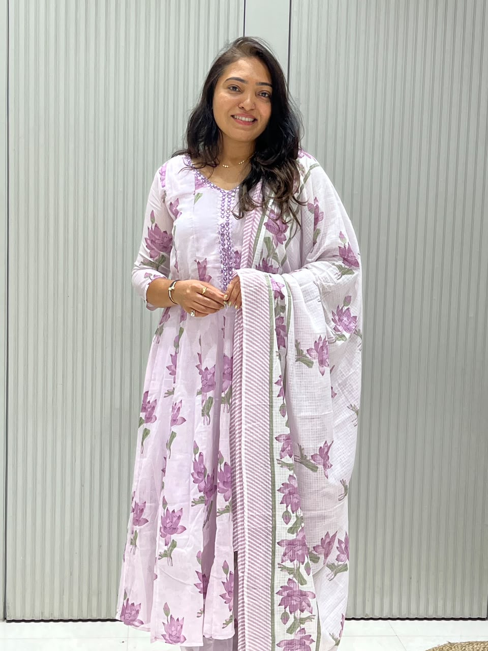 PREMIUM MUL COTTON ANARKALI SUIT.