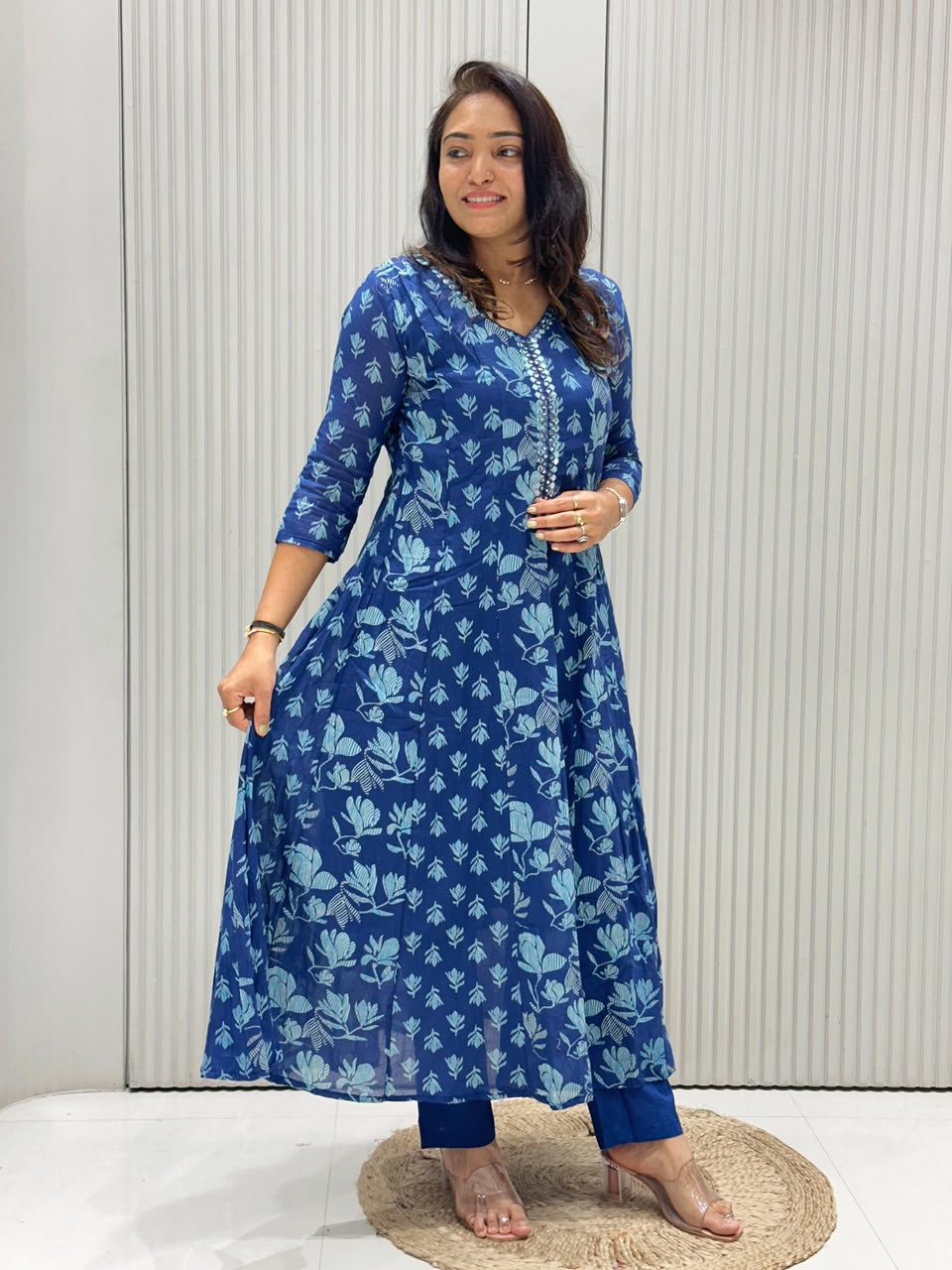 PREMIUM MUL COTTON ANARKALI SUIT.