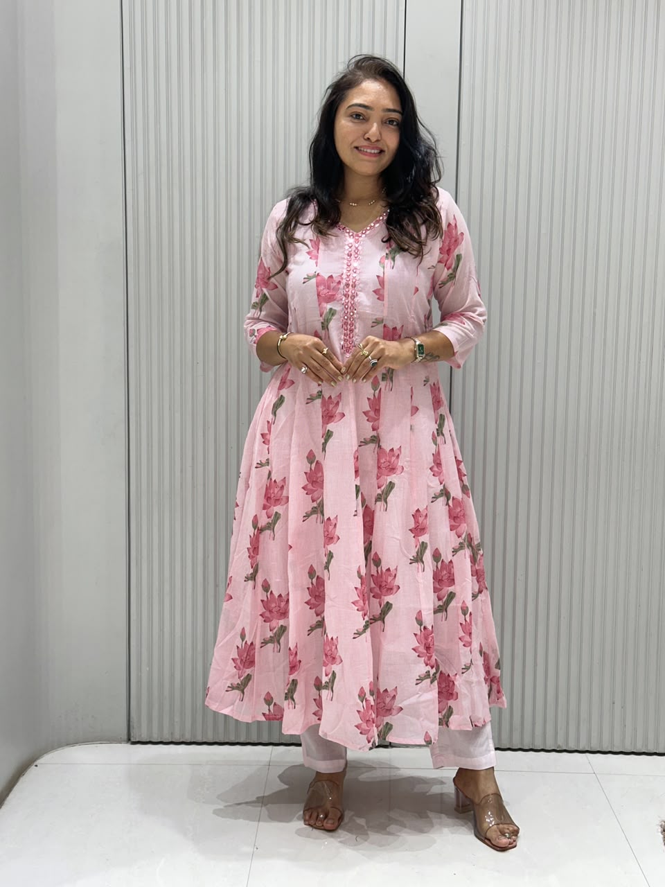 PREMIUM MUL COTTON ANARKALI SUIT.